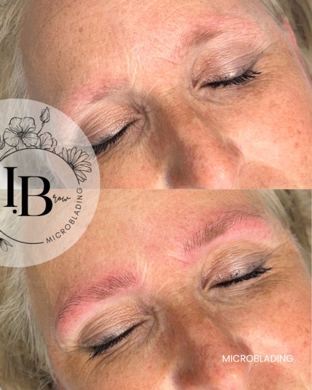 Avant / après microblading sur des sourcils très clairsemés : une ligne entièrement recréée.
